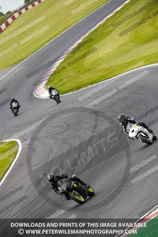 donington no limits trackday;donington park photographs;donington trackday photographs;no limits trackdays;peter wileman photography;trackday digital images;trackday photos